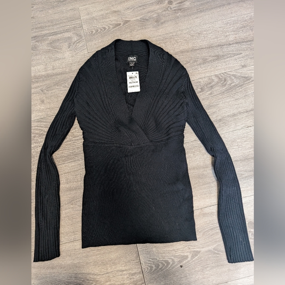 black surplice ribbed top INC size M new with tags
